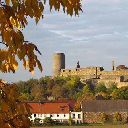 梦曾博格城堡酒店 Münzenberg 外观 照片